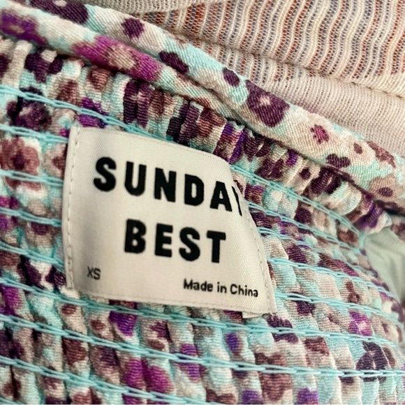 ARITZIA Sunday Best floral smocked milkmade crop top size extra small - Picture 6 of 8